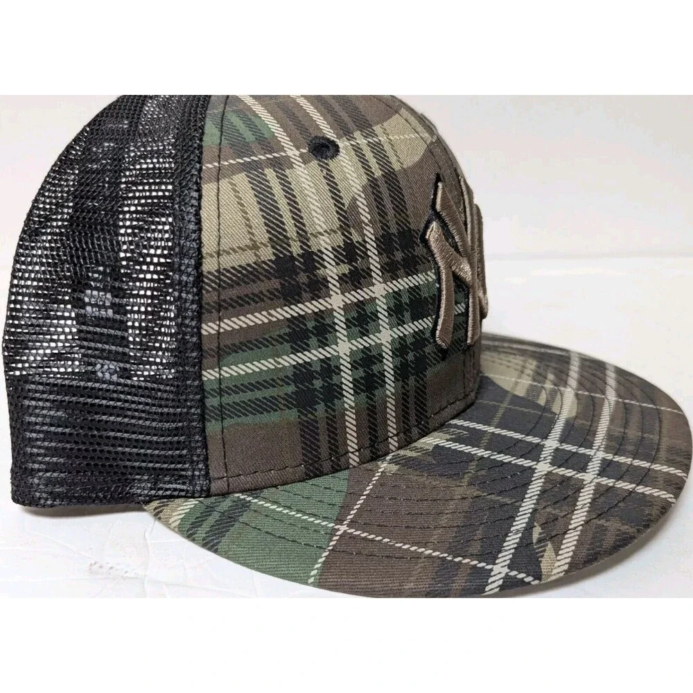 New Era New York Yankees MLB Camo Plaid 9FIFTY Mesh Snapback Adjustable Hat Cap